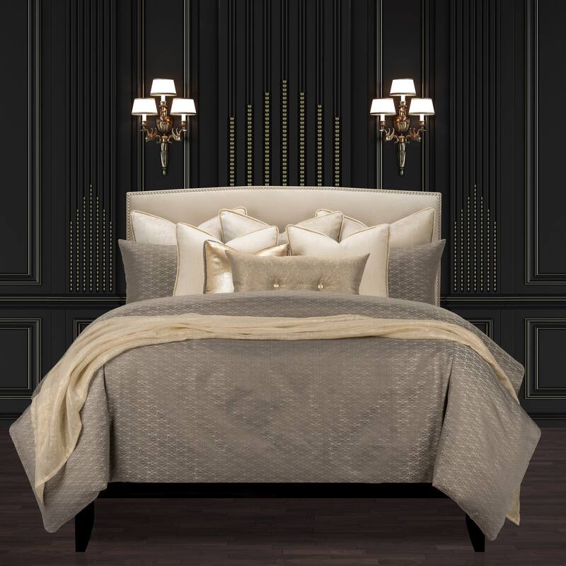 Star Attraction Luminous Motif Supreme Duvet Cover and Insert Set - King - Nickel