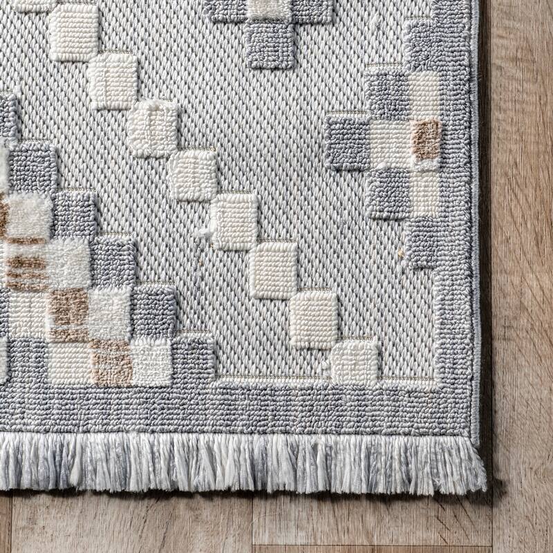 Nuloom Marceline Colorful Modern Diamond Fringe Area Rug
