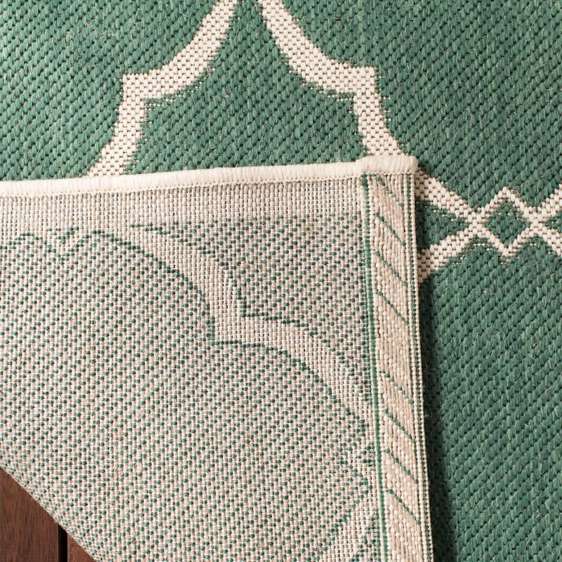SAFAVIEH Beach House Caetana Indoor /Outdoor Waterproof Patio Backyard Rug