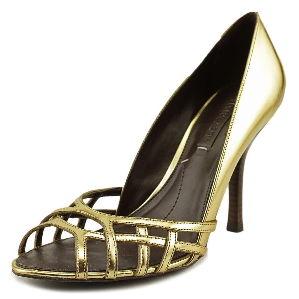 bcbg gold heels