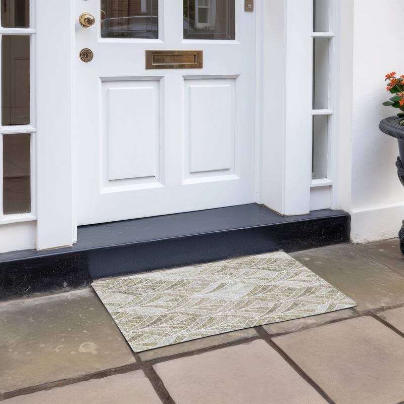 Machine Washable Indoor/ Outdoor Chantille Modern Mosaic Rug - Khaki - 1'8" x 2'6"
