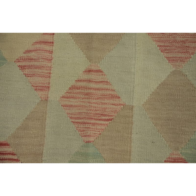 Hand Woven Southwestern Wool Multi-Colored Geometric Area Rug - 6' 4'' X 4' 0''