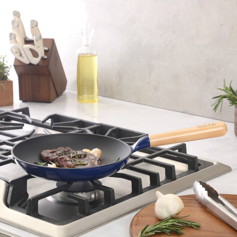 Sur La Table Kitchen Essential 9.5 Inch Pre-Seasoned Cast Iron Skillet with Wood Handle Natural Nonstick Lightweight Cast Iron