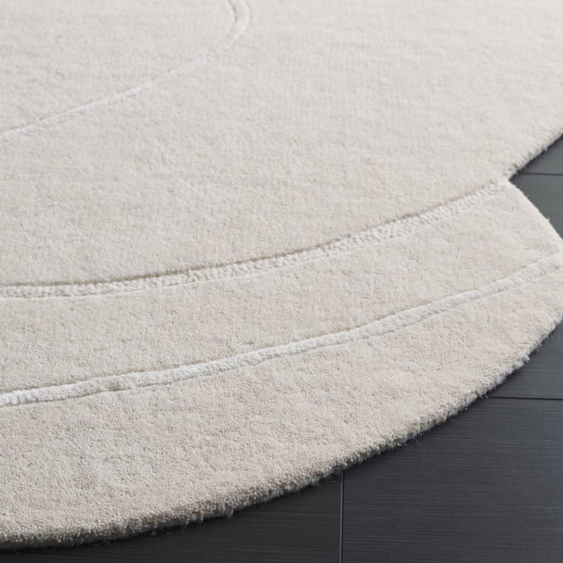 SAFAVIEH Handmade Novelty Iciar Wool Rug
