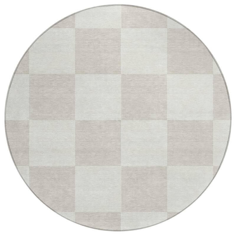 Machine Washable Indoor/ Outdoor Modern Checker Chantille Rug