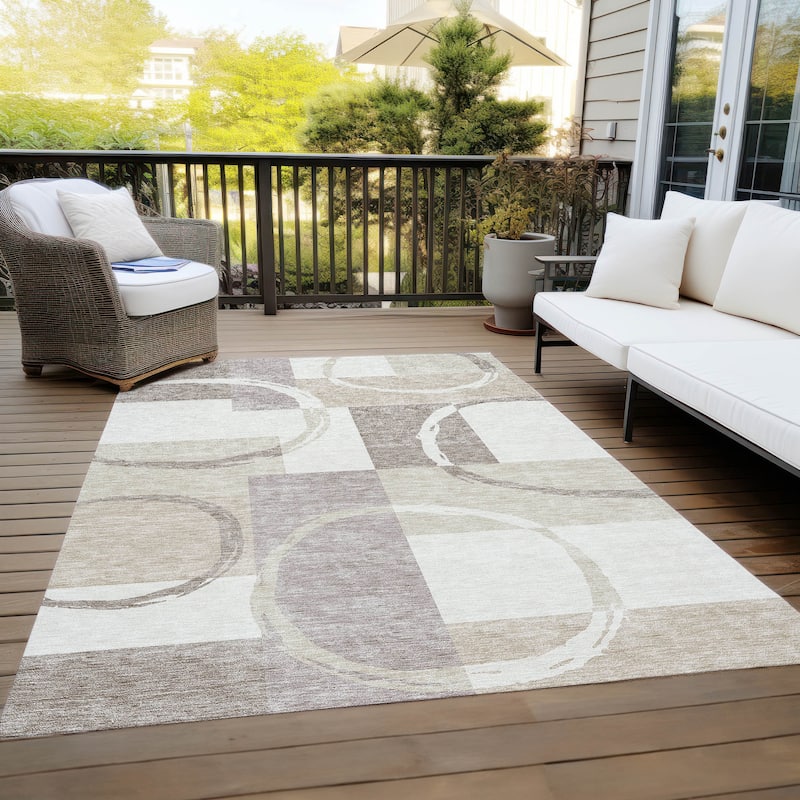 Machine Washable Indoor/ Outdoor Contemporary Chantille Rug