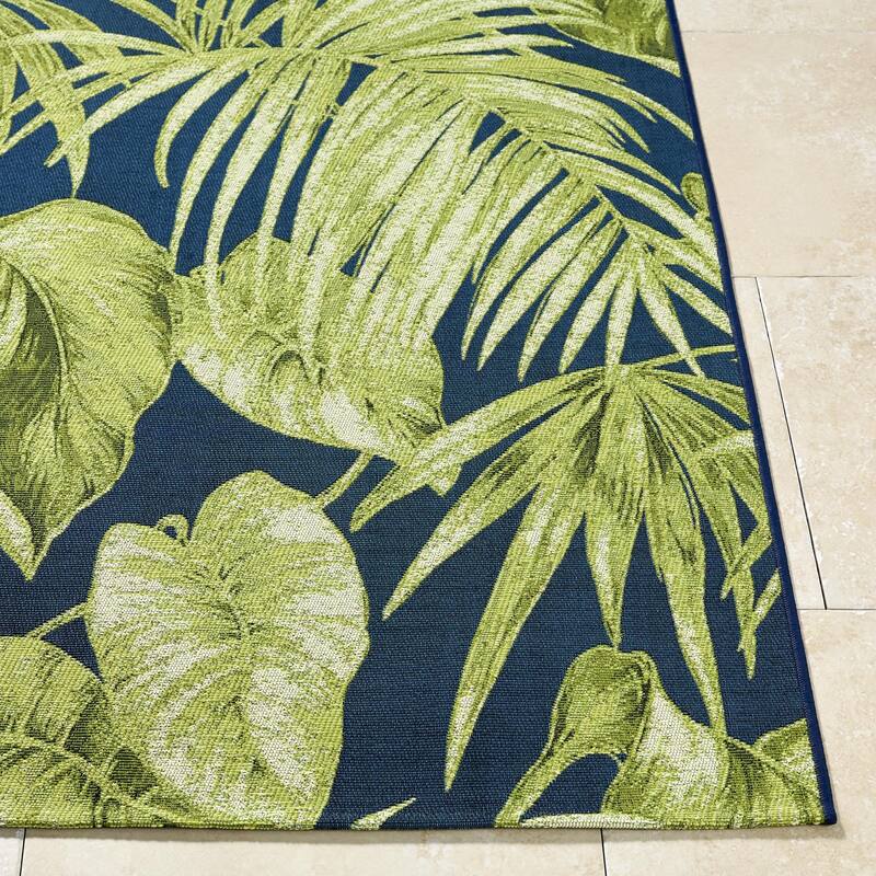 Livabliss Warsaw Tropical Indoor / Outdoor Area Rug