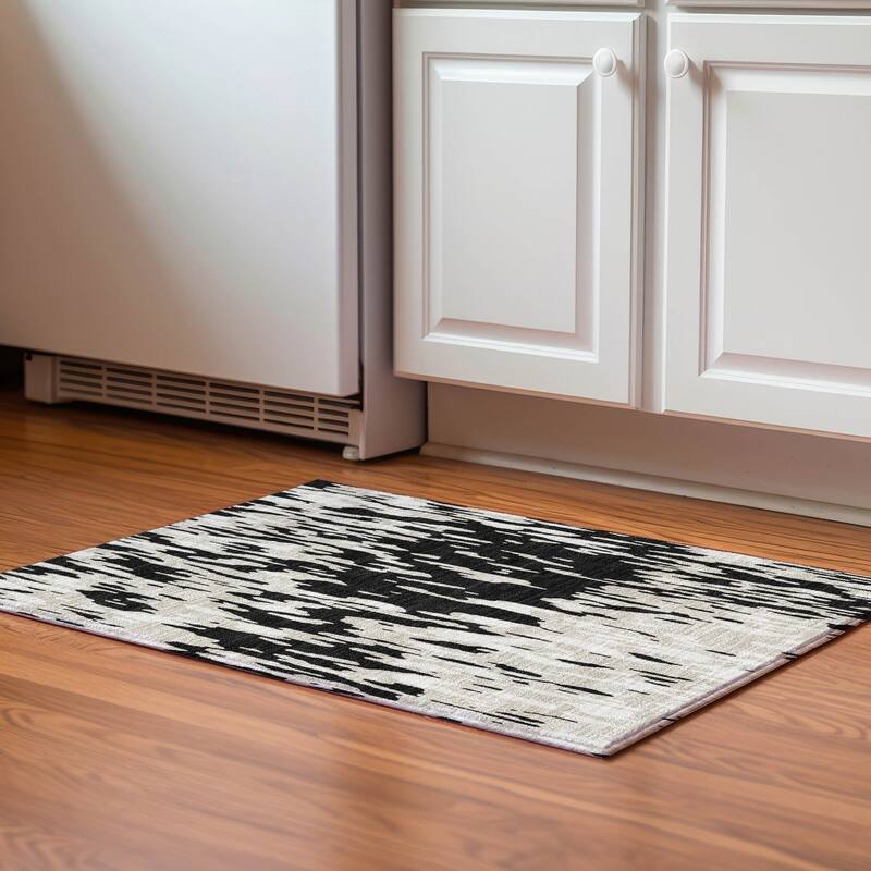 Premium Washable Super Soft Abstract Modern Mayfield Rug - Black - 1'8" x 2'6"