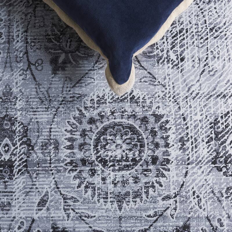 SAFAVIEH Tucson Villar Transitional Rug