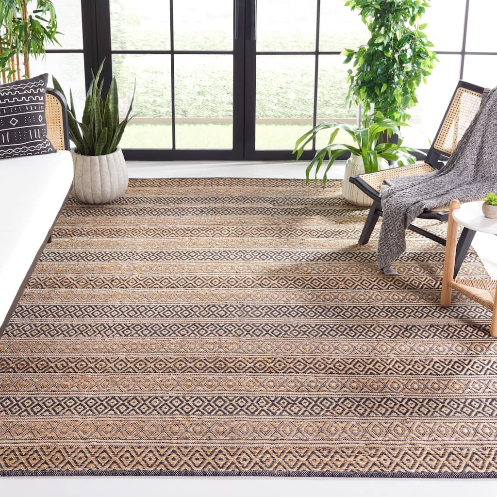 SAFAVIEH Flatweave Natural Fiber Valeryia Jute Rug