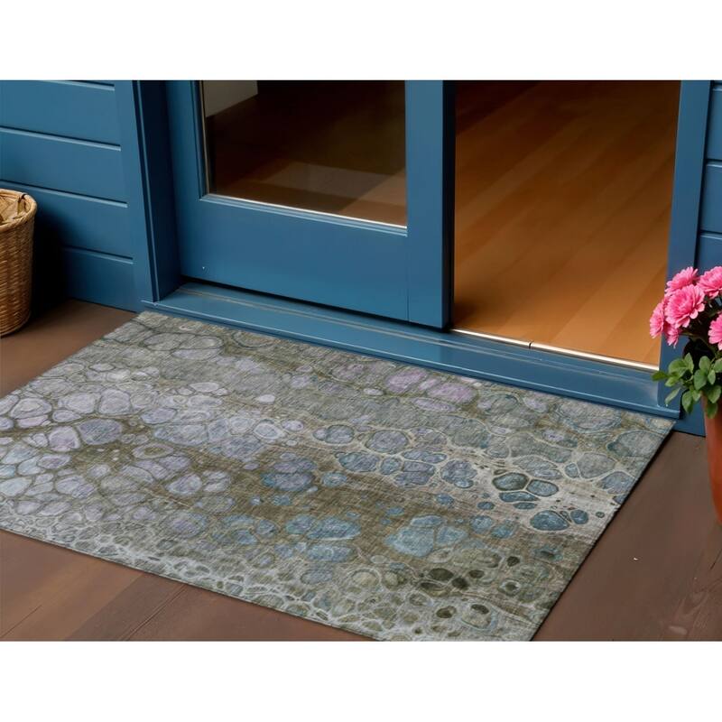 HomeRoots Abstract Transitional Rectangle Outdoor Rug - 3' x 5'