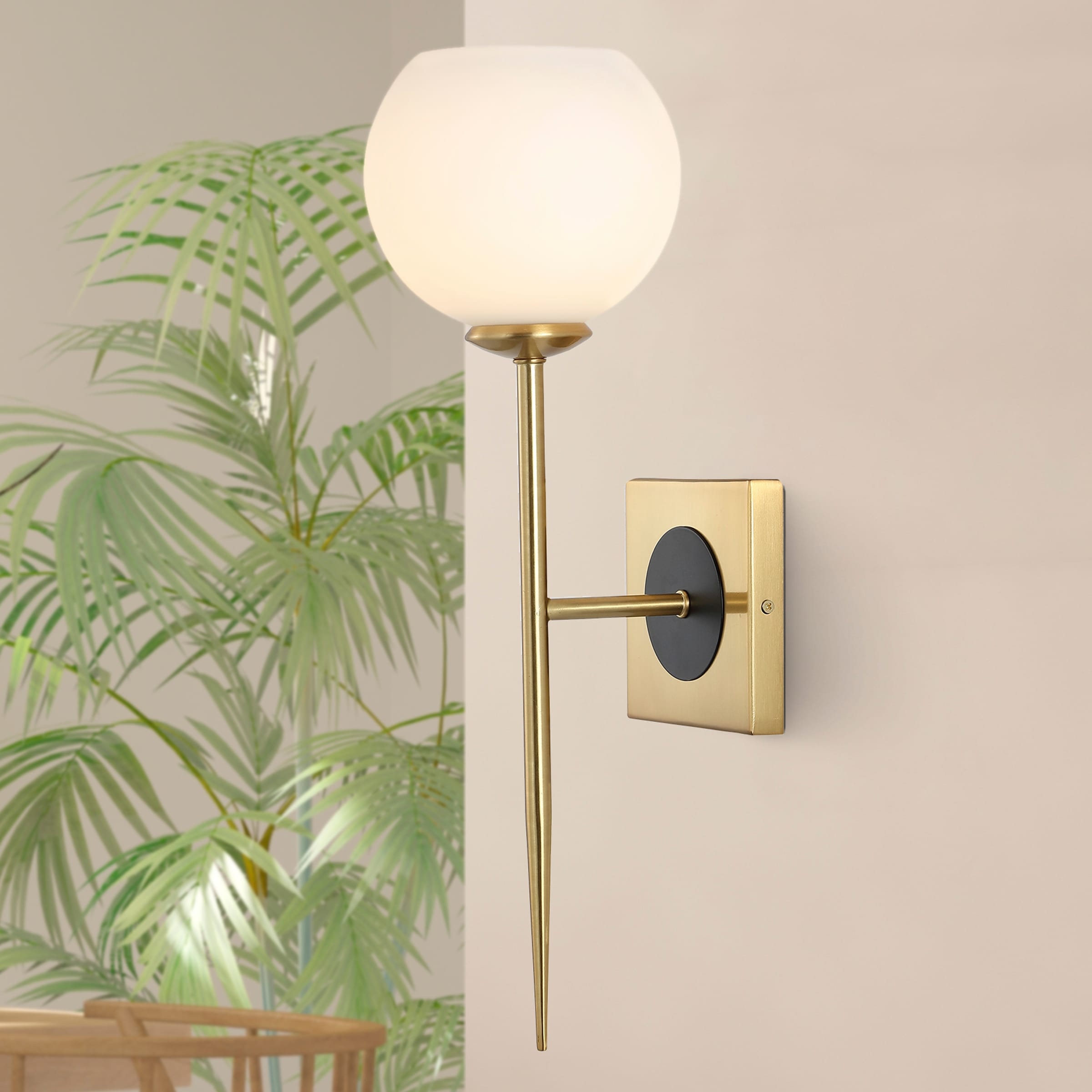 JONATHAN Y Chloe 6" 1-Light Coastal French Country Iron LED Sconce, Brass Gold/White