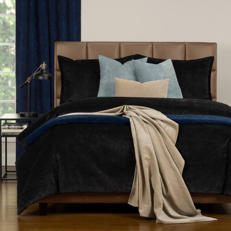 Mixology Padma 7 Piece Duvet Cover and Insert Set