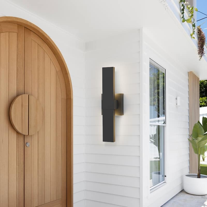 1-Light Black/White Aluminum LED Outdoor Wall Sconce