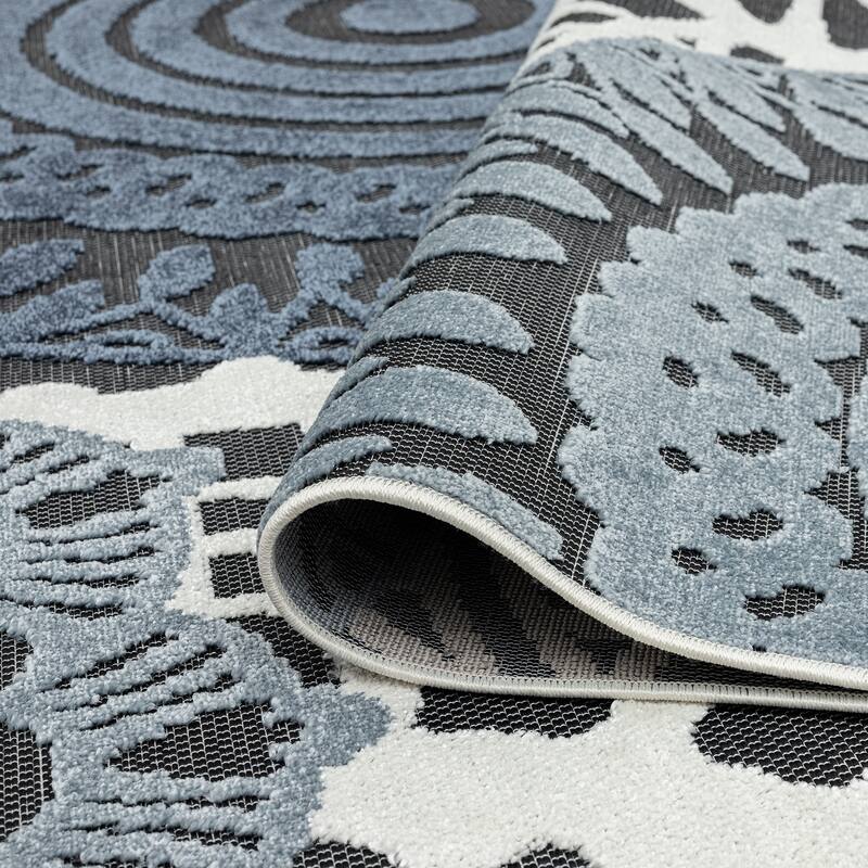 Cruise Bohemian & Eclectic Geometric Indoor/Outdoor Area Rug