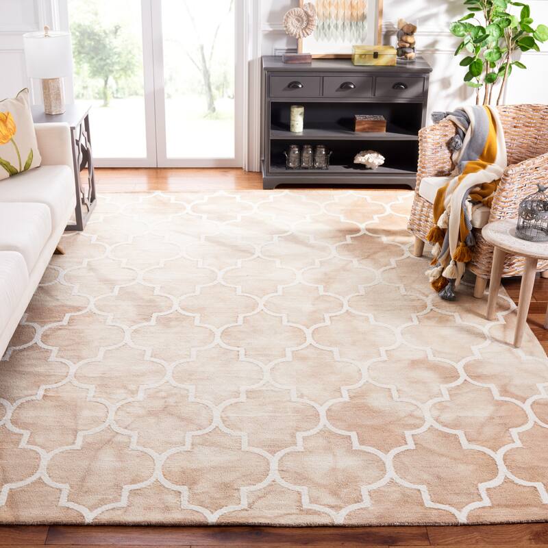 SAFAVIEH Dip Dye Anasthasie Hand-tufted Wool Geometric Area Rug - 9' x 12' - Beige/Ivory