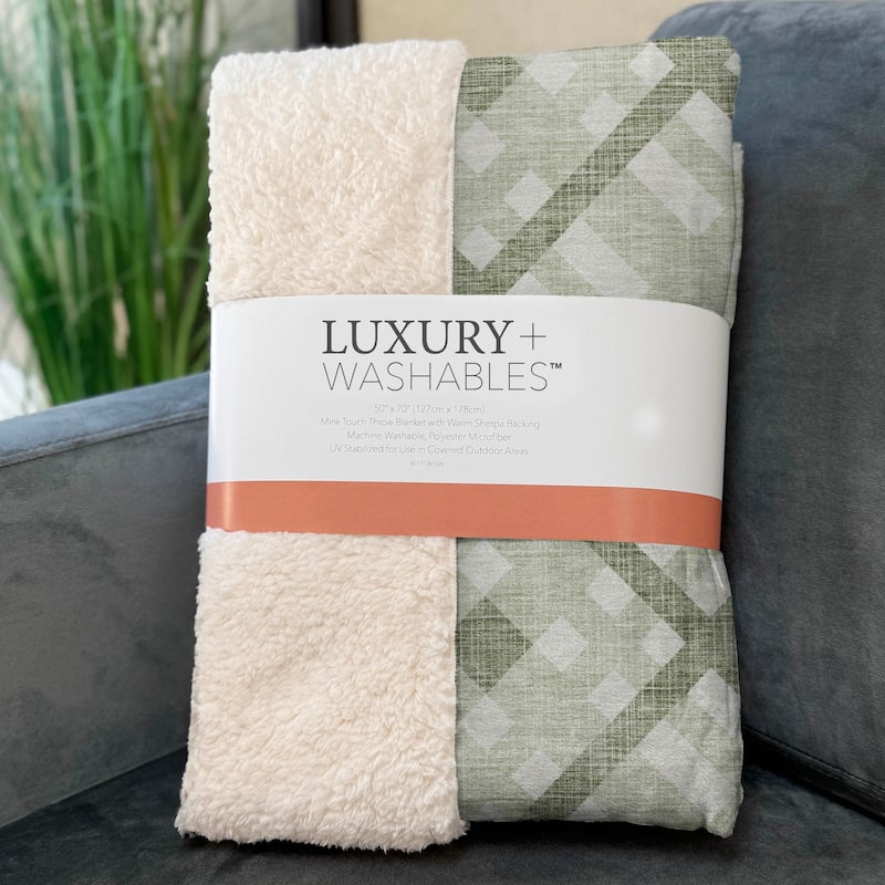 Premium Machine Washable Contemporary Geo Sherpa Throw Blanket