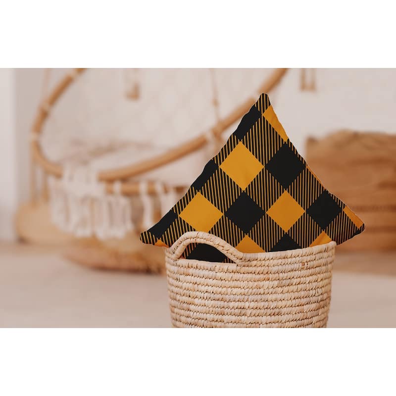 Buffalo Plaid Indoor/Outdoor Throw Pillow