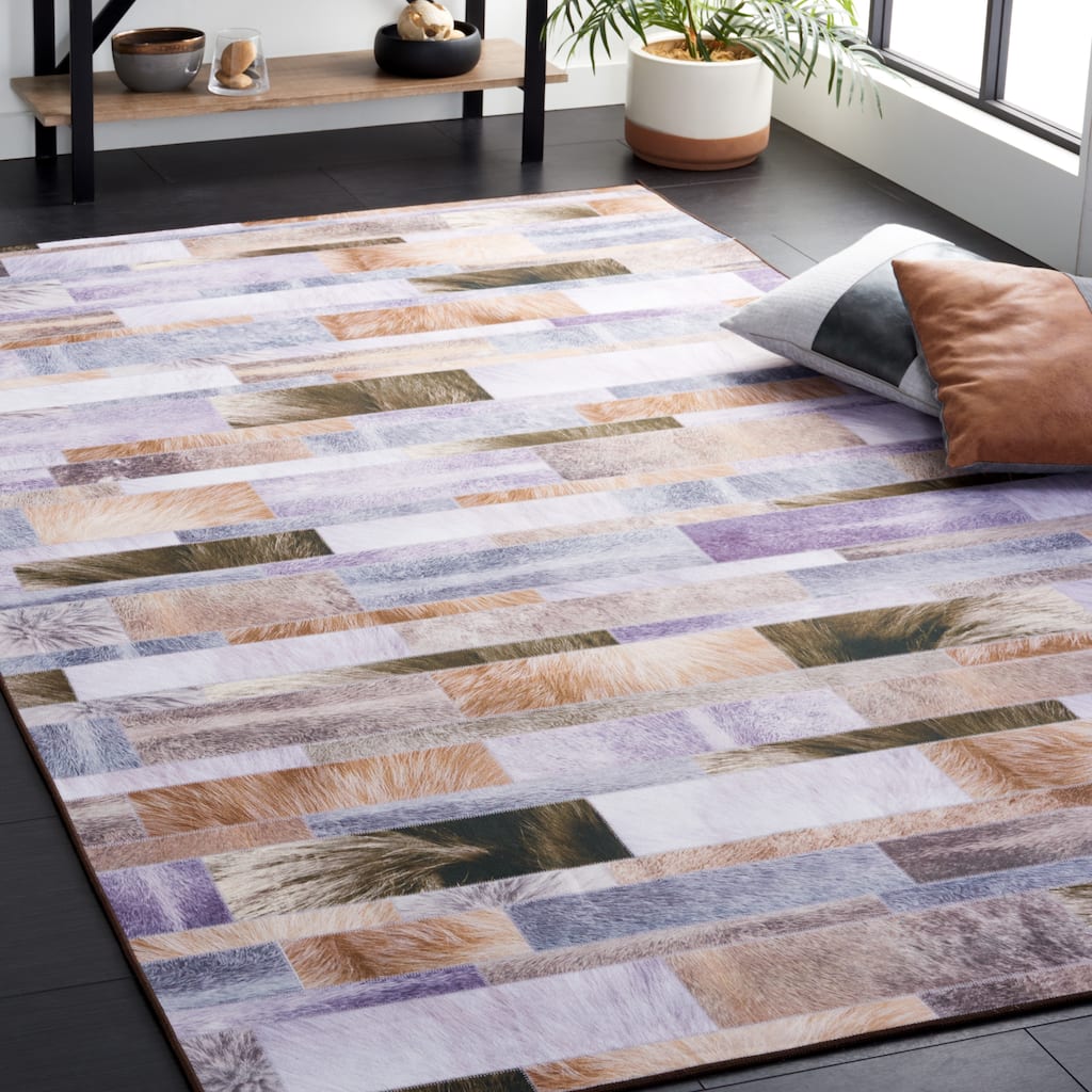 SAFAVIEH Faux Hide Machine Washable Slip Resistant Inezia Rustic