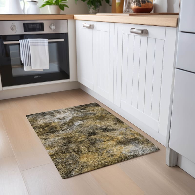 Machine Washable Indoor/ Outdoor Chantille Abstract Imprints Rug - Mocha - 1'8" x 2'6"