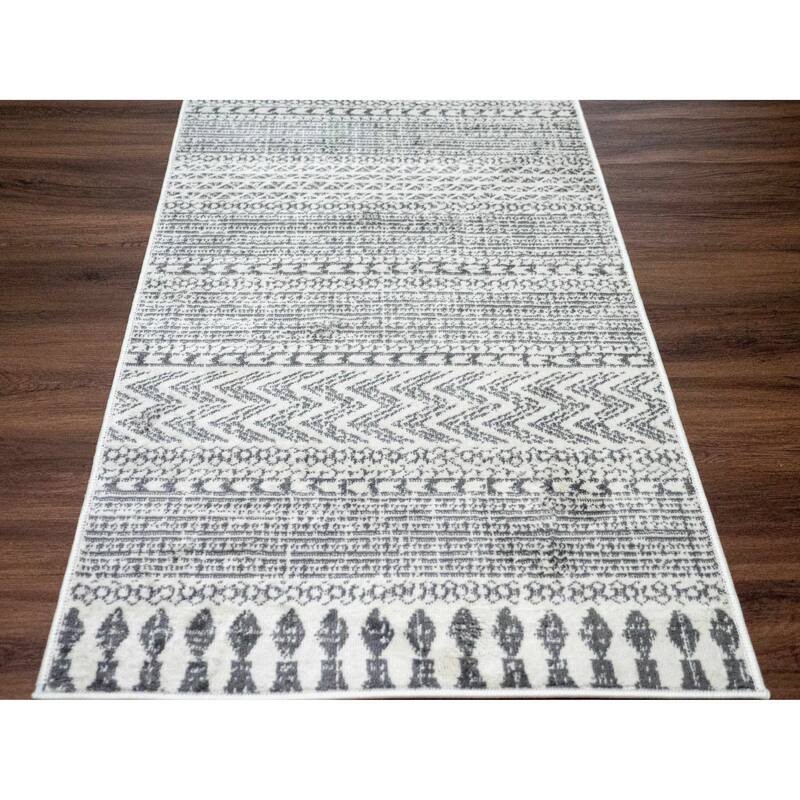 Tlacopan Geometric Moroccan Trellis Farmhouse Area Rug - Rustic Kilim Pattern