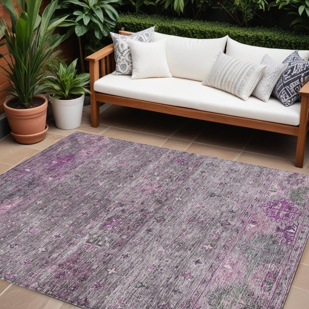 HomeRoots Floral Transitional Rectangle Outdoor Rug