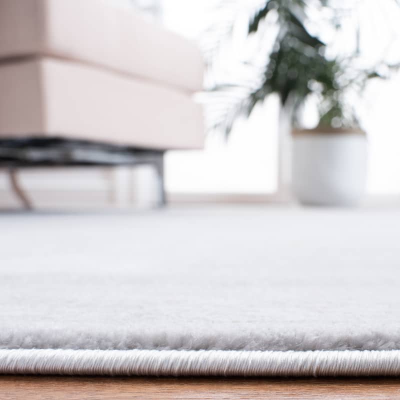 SAFAVIEH Carnegie Allean Modern Oprisa Oriental Rug