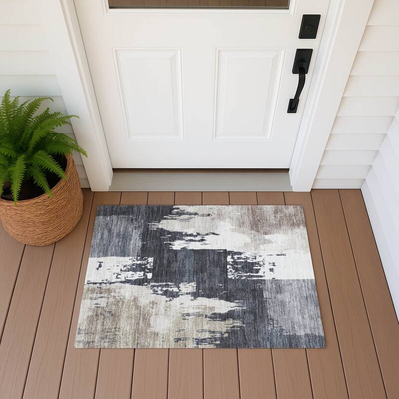 Machine Washable Indoor/ Outdoor Contemporary Fusion Chantille Rug - Charcoal - 1'8" x 2'6"