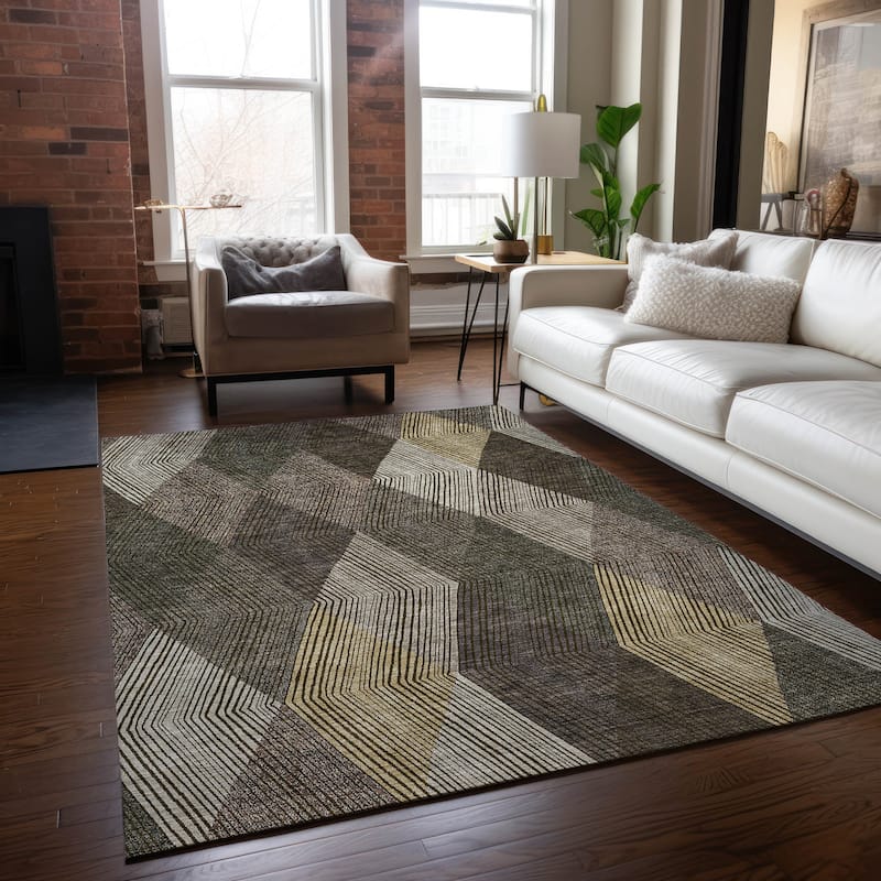 Machine Washable Indoor/ Outdoor Diamond Stripes Chantille Rug