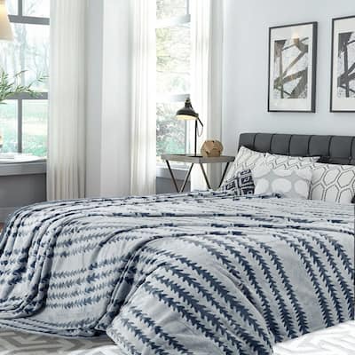Blue Stripe Polyester Queen Quilted Blanket 60 in. x 80 in.