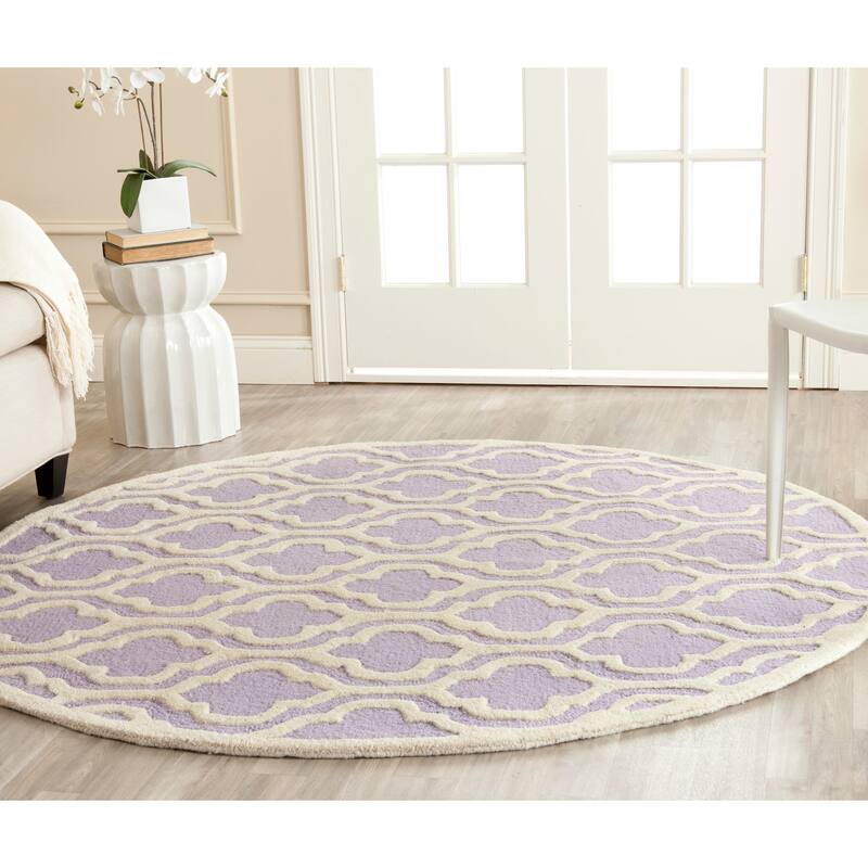 SAFAVIEH Handmade Cambridge Allana Modern Moroccan Wool Rug - 6' Round - Lavander/Ivory