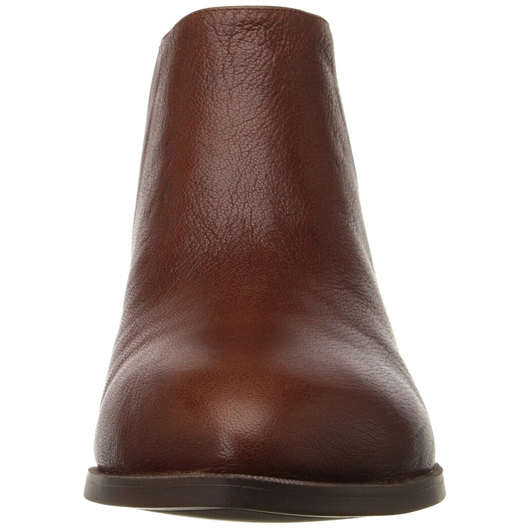 nine west chelsea boots