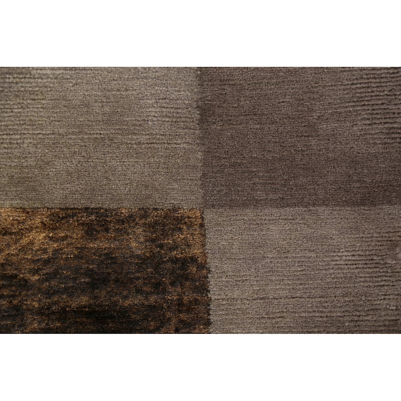 Checkered Vegetable Dye Nepalese Oriental Wool Area Rug Hand-knotted - 5'2" x 7'11"