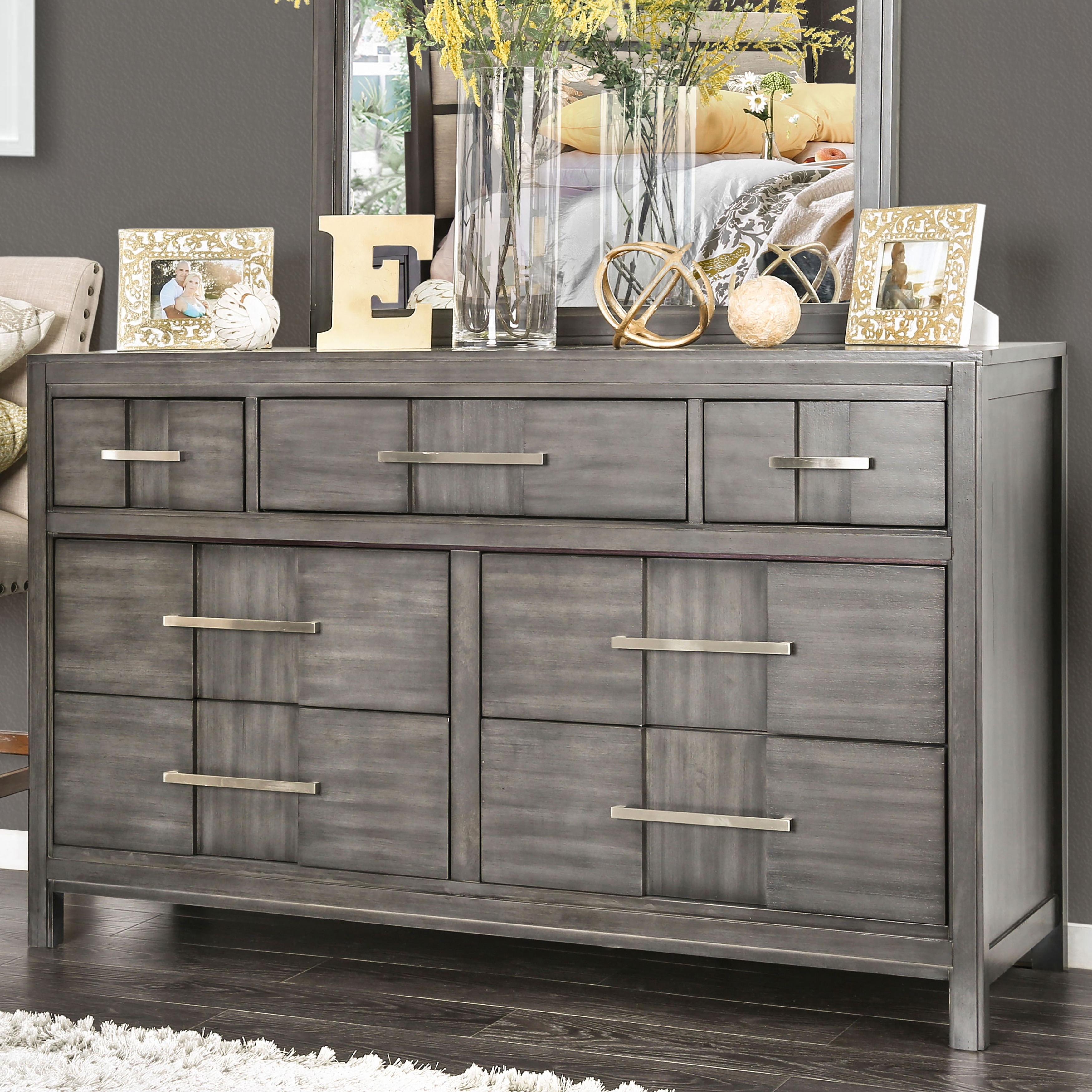 Furniture of America Tass Transitional Gray 56-inch Wide 7-Drawer Solid Wood Dresser