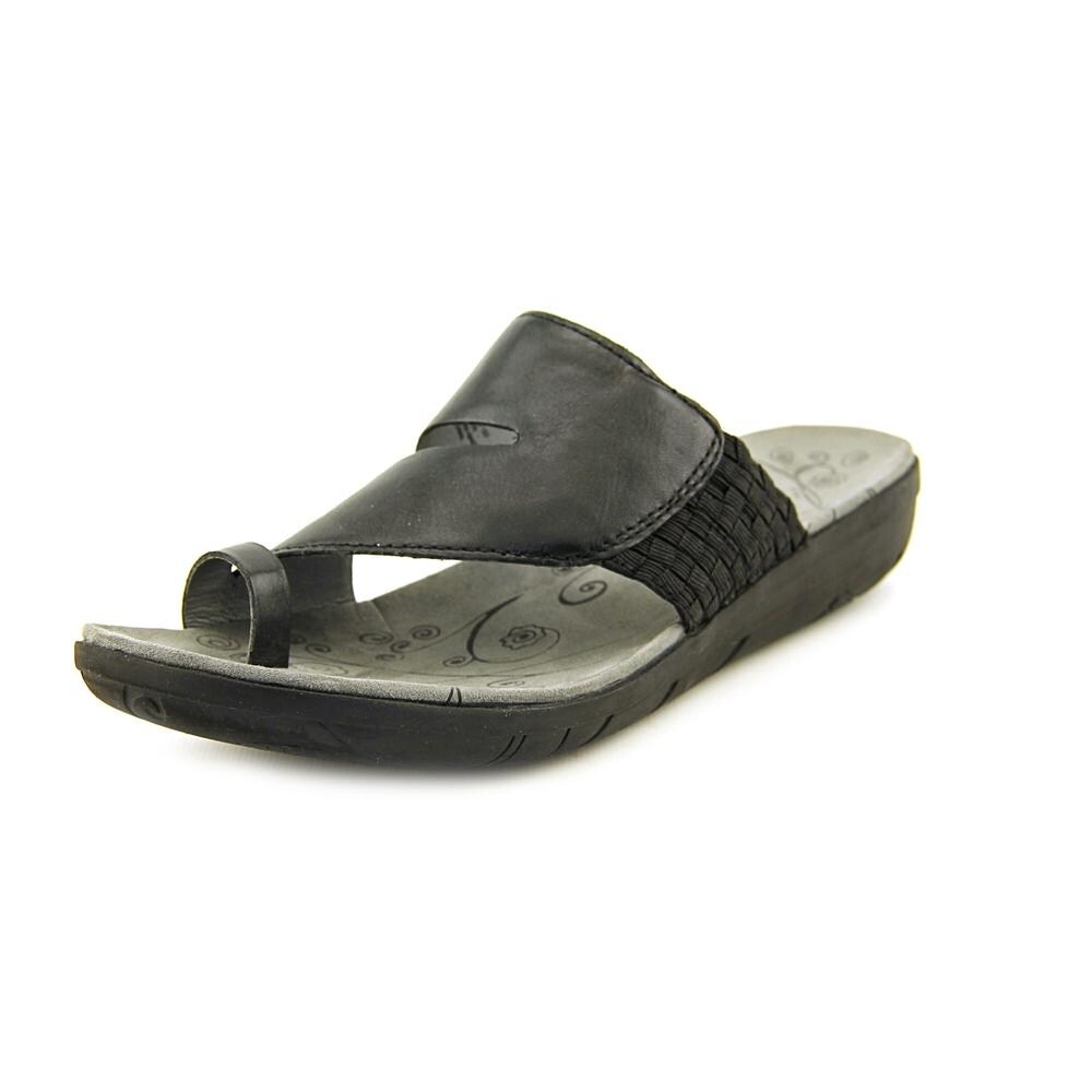 thong bare traps sandals