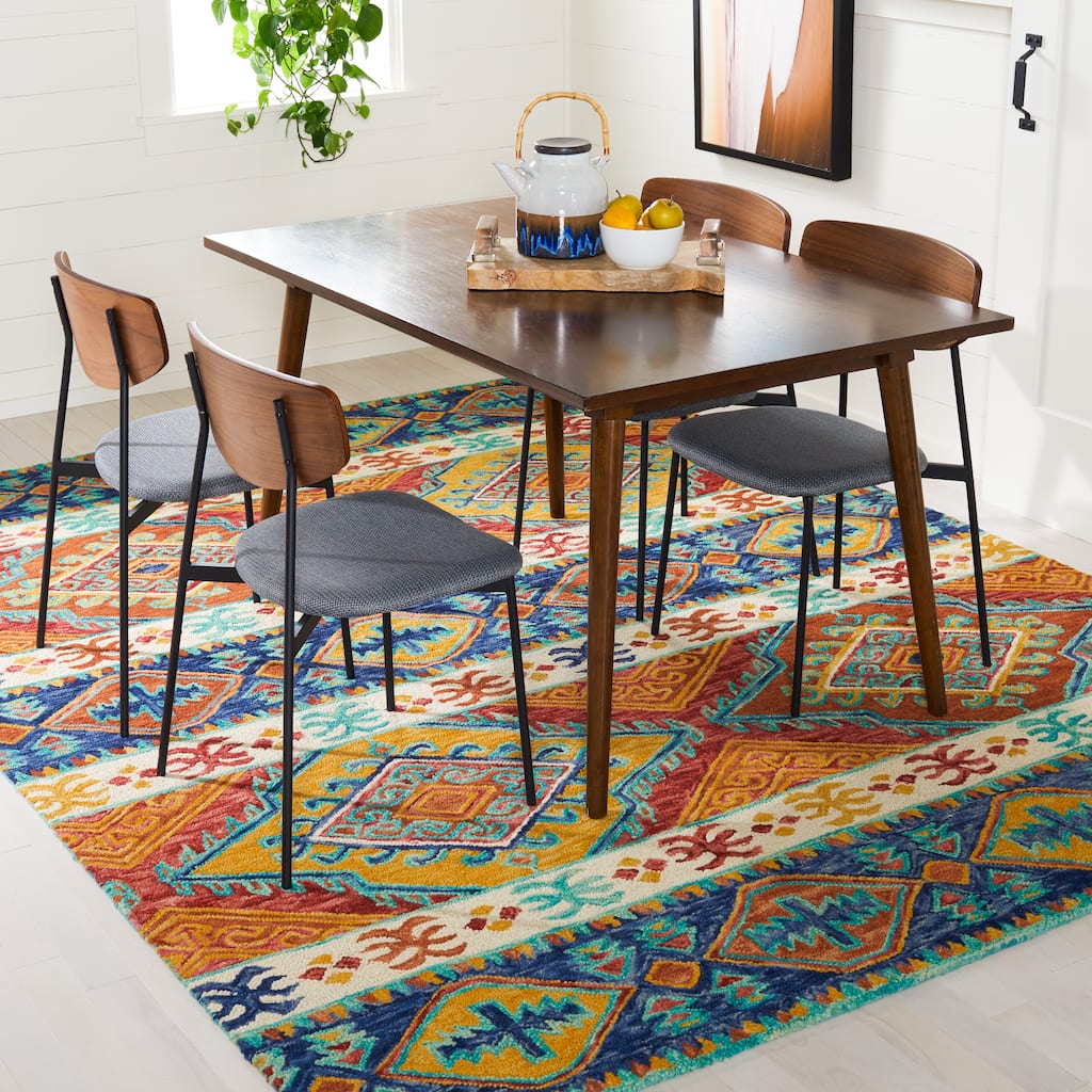 SAFAVIEH Handmade Aspen Geesche Boho Tribal Wool Rug