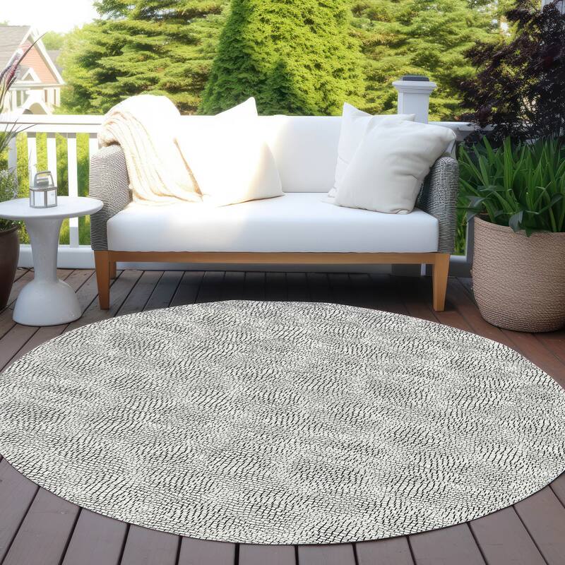 Machine Washable Indoor/ Outdoor Solid Causal Chantille Rug