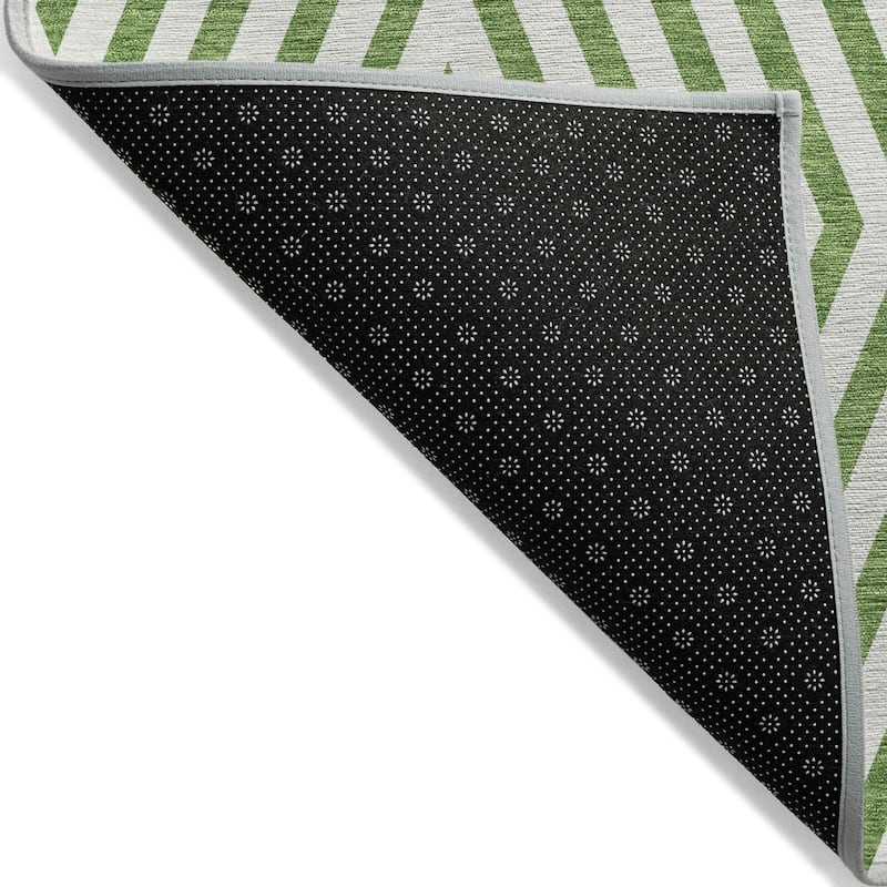 Machine Washable Indoor/ Outdoor Modern Diamonds Chantille Rug