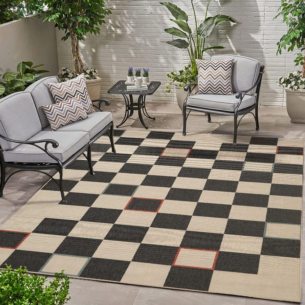 Maria Bohemian Checkered Performance Indoor/Outdoor Area Rug by Sevita