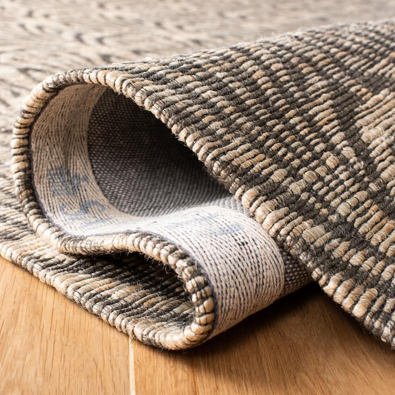 SAFAVIEH Handmade Cape Cod Sangeeta Coastal Jute Rug