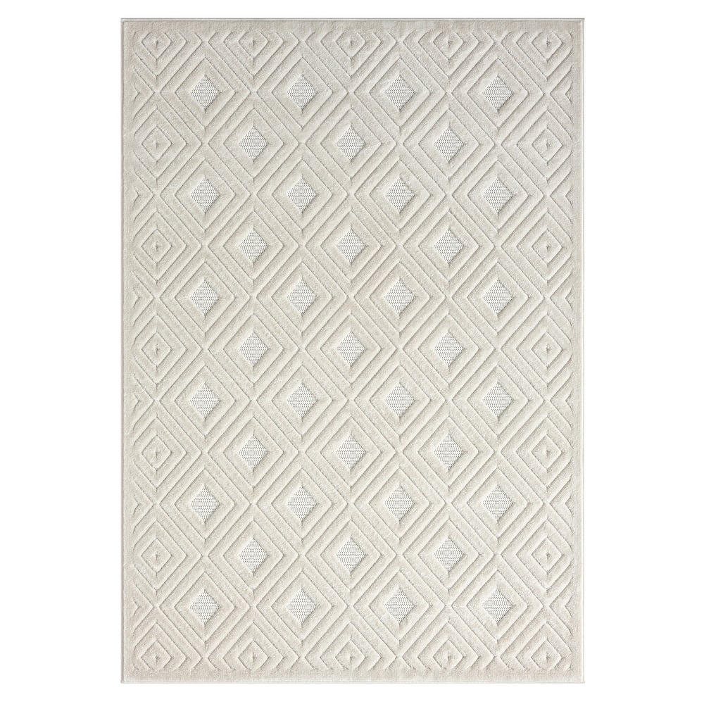Sevita Modern Diamond Indoor/Outdoor Area Rug