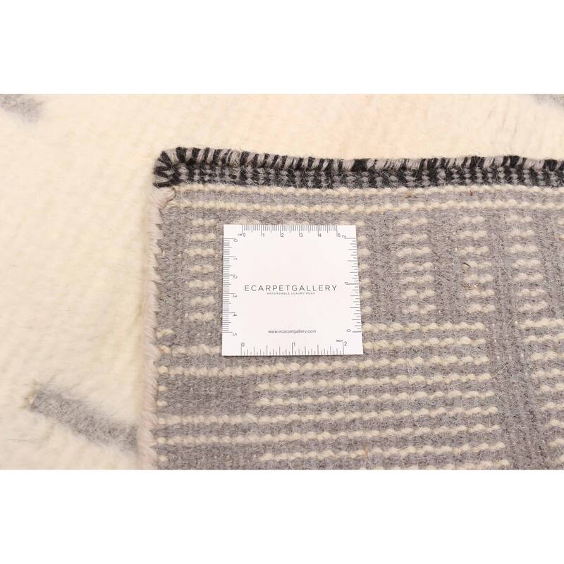 ECARPETGALLERY Hand-knotted Tangier Cream Wool Rug - 5'3 x 7'4