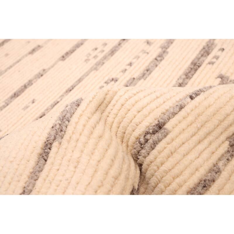 ECARPETGALLERY Hand-knotted Tangier Cream Wool Rug - 5'3 x 7'7