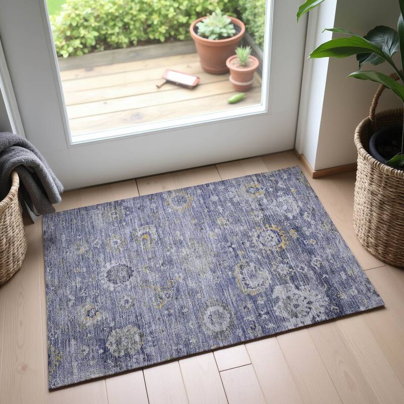 Premium Washable Super Soft Traditional Vintage Mayfield Rug - Lavender - 1'8" x 2'6"