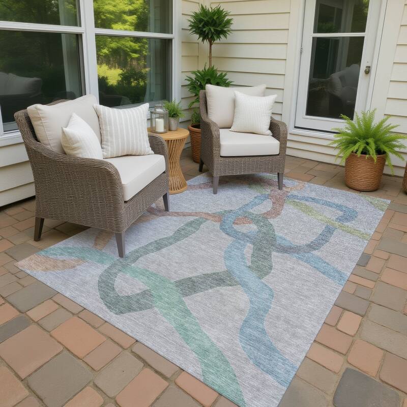 Machine Washable Indoor/ Outdoor Abstract Links Chantille Rug - Gray - 8' x 10'