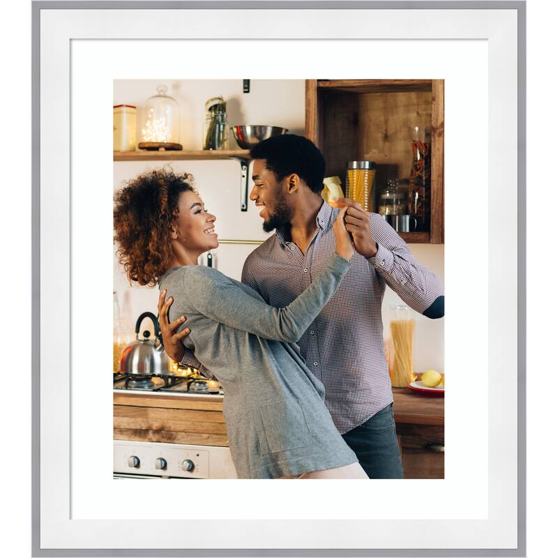 Maya Picture Frame, Photo Frame - 20x24 Matted to 16x20 - Maya White Silver