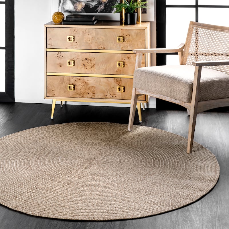 Nuloom Wynn Braided Indoor/Outdoor Area Rug - 8' Round - Tan