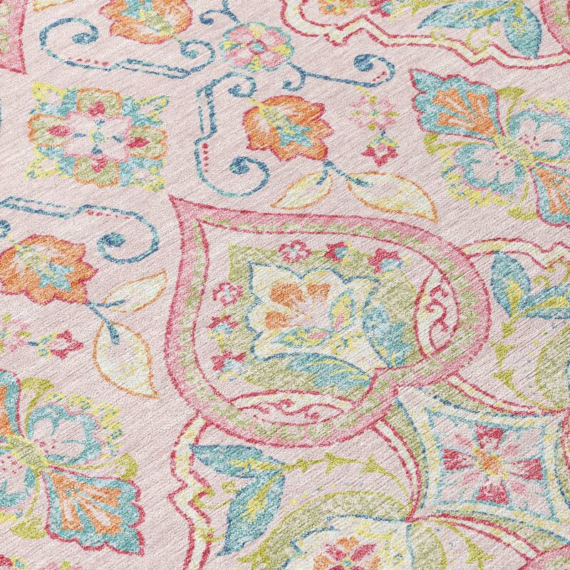 Machine Washable Indoor/Outdoor Traditional Spades Chantille Rug