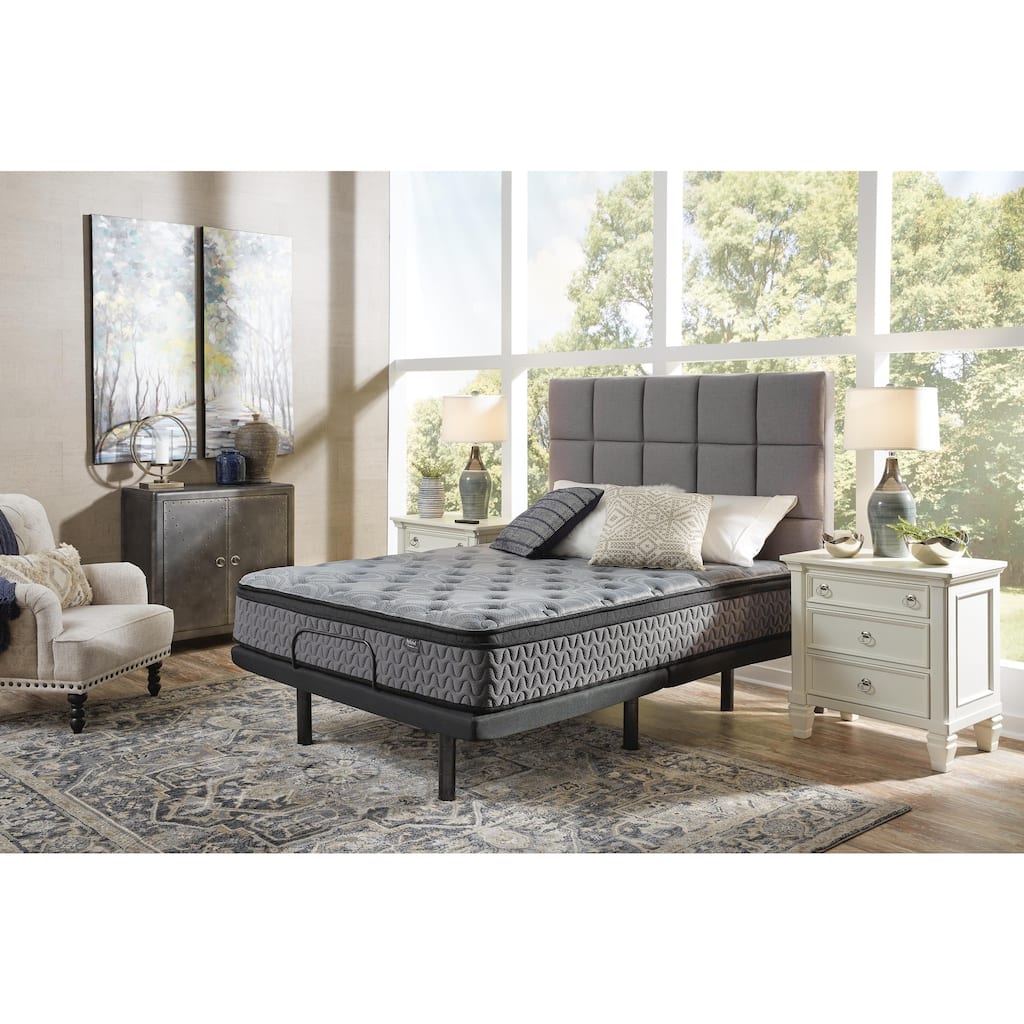 Signature Design by Ashley Augusta2 12-inch Firm Mattress