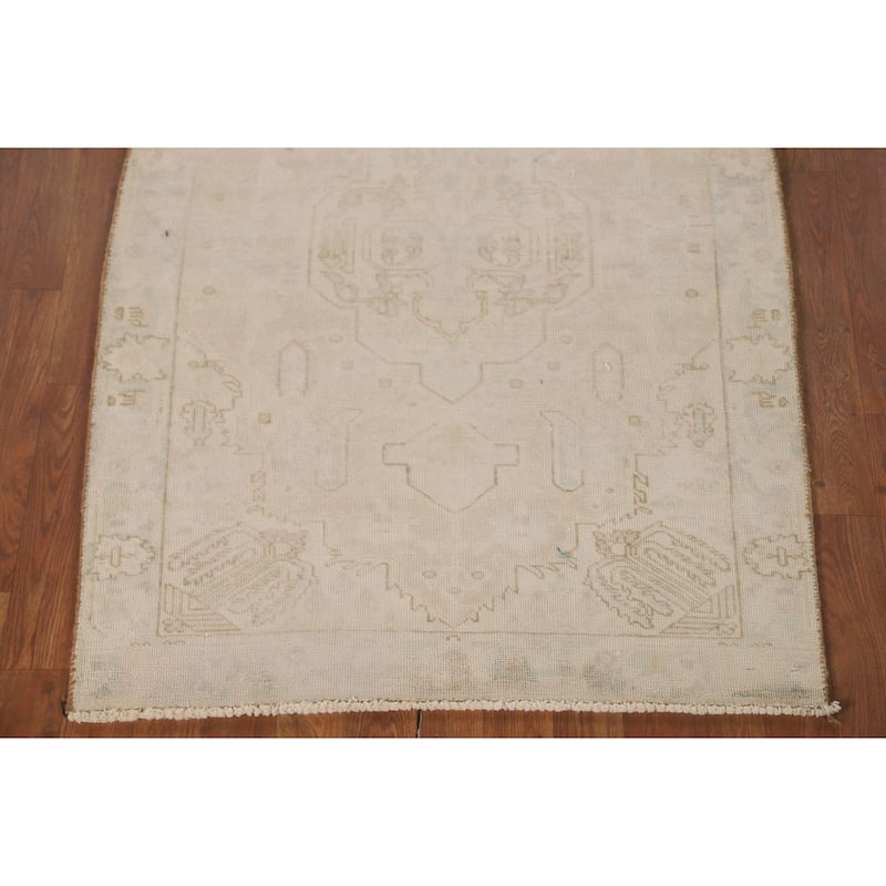 Hand Knotted Oriental 100% Wool Carpet Traditional Medallion Beige & Ivories Tabriz Area Rug - 4' 9'' X 3' 0''